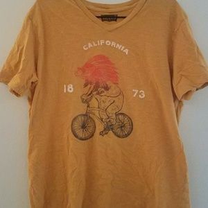 Levi short sleeve tshirt